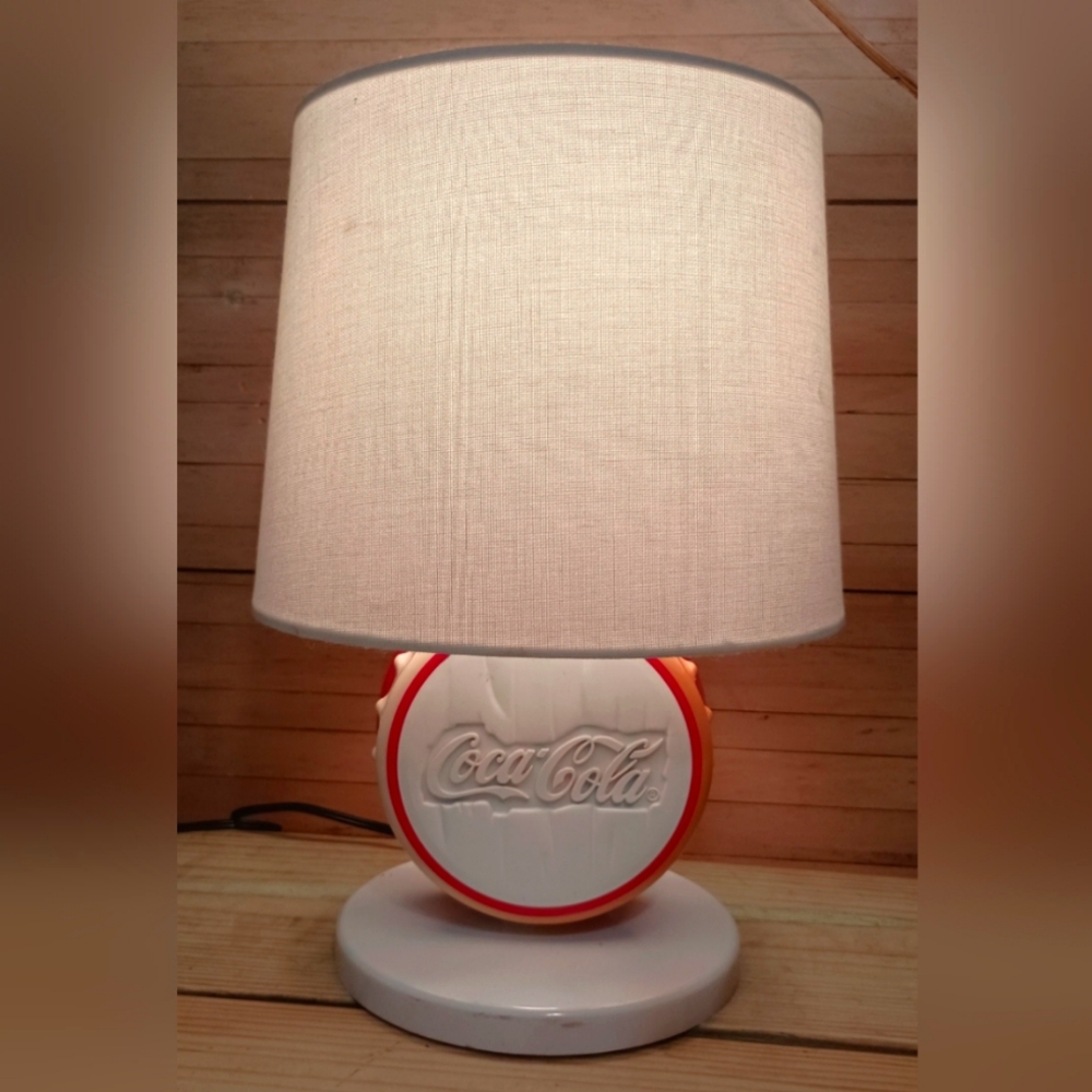 Vintage Coke bottle cap lamp 1997 retro lamp with original shade